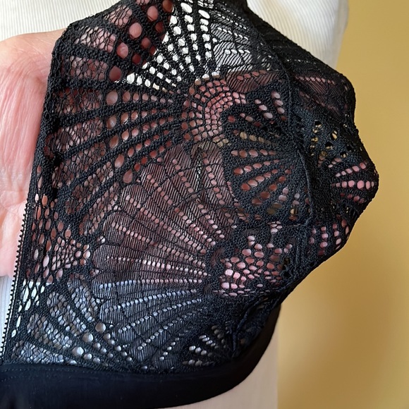 COMMANDO Size XL Butter + Lace Britt Black Lace Bralette Triangle Bra $78 NEW - Picture 10 of 16